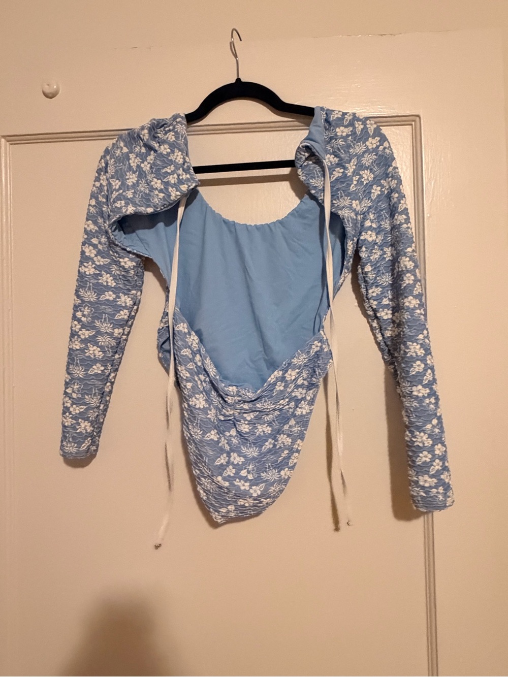 Dippin' Daisy's Blue Floral Long-Sleeve Bandeau Swimsuit - Picture 4 of 4